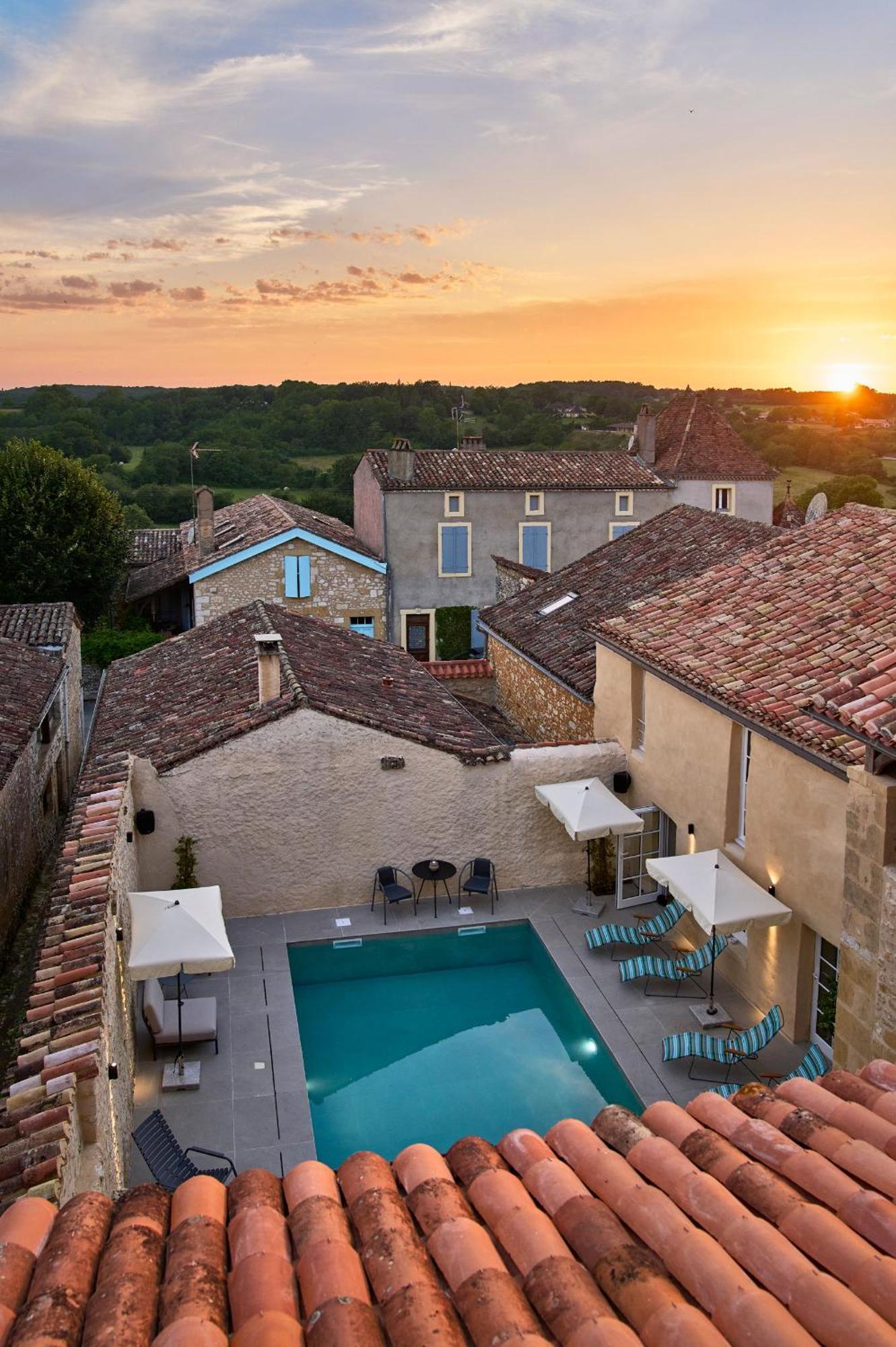 Hotel Le Chevalier Bleu 몽파지에 외부 사진